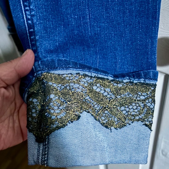 Chico's So Slimming Girlfriend Ankle Jeans - Picture 5 of 8